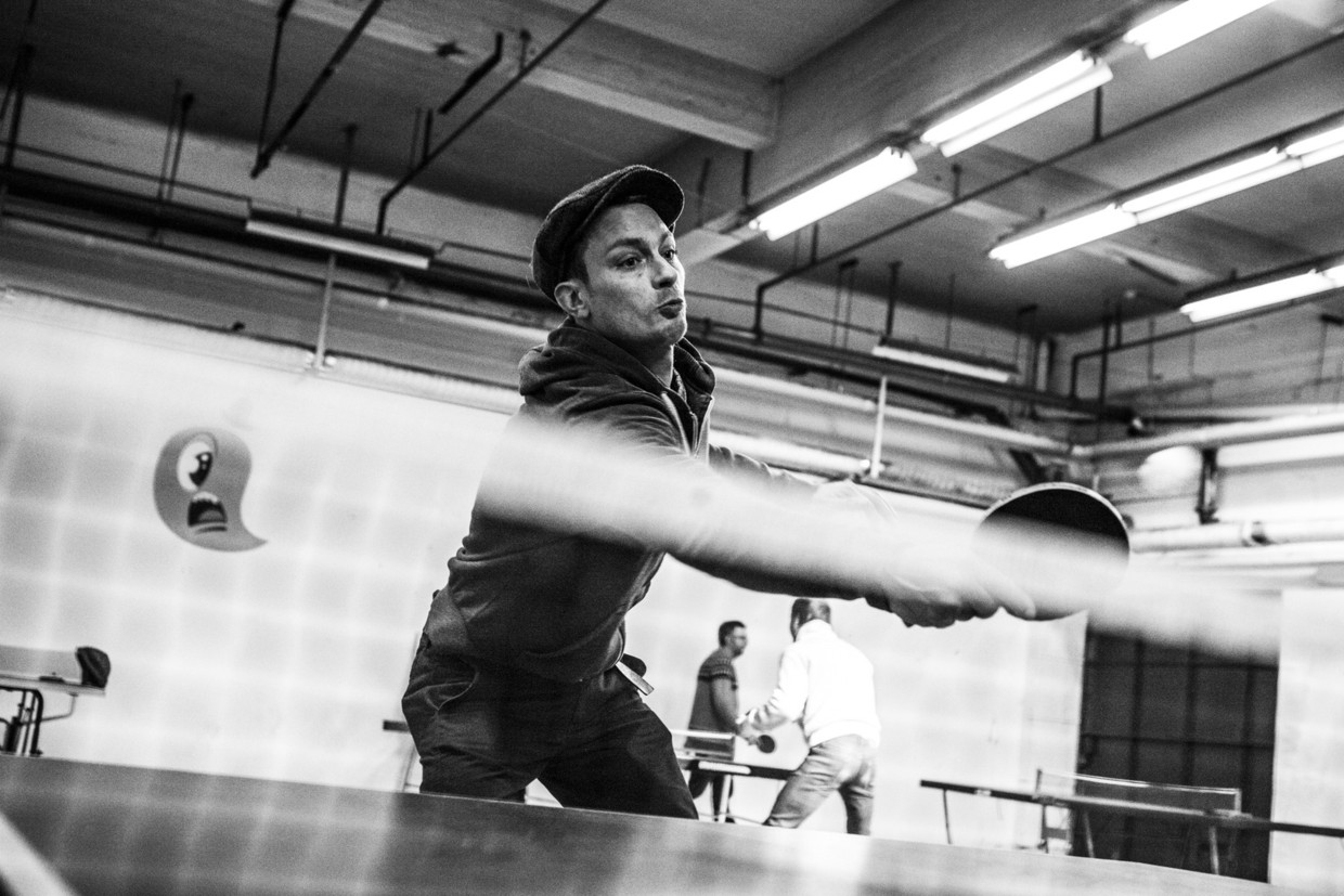 De Morgen - Bué The Warrior